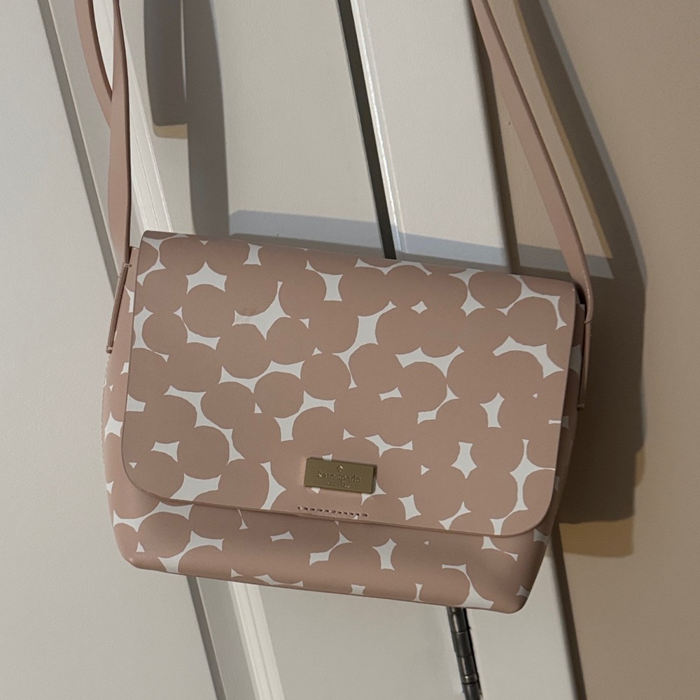Kate Spade Tan and White Crossbody Bag